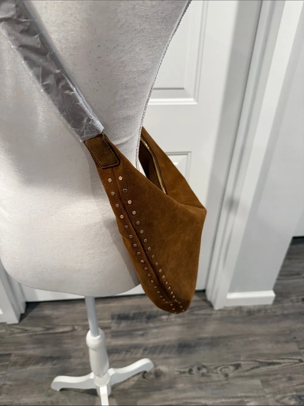 NWT Madewell The Essential Curve Shoulder Bag Studded Aged Cognac NEW WITH TAGS